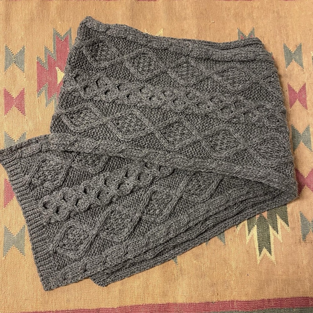 Clan Of Ireland Scarf Womens One Size Gray Merino Wool Cable Knit Aran Winter